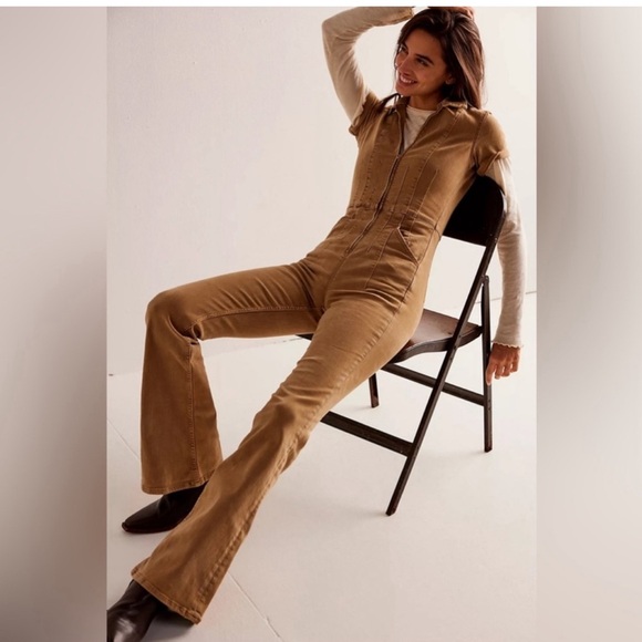NEW Free People We The Free Jayde Flare Jumpsuit Pier 17 khaki Size Large - Picture 4 of 15